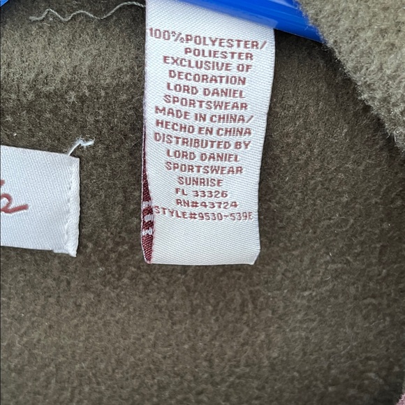 Elegant Army Green/Olive Hooded Cape - Picture 4 of 7